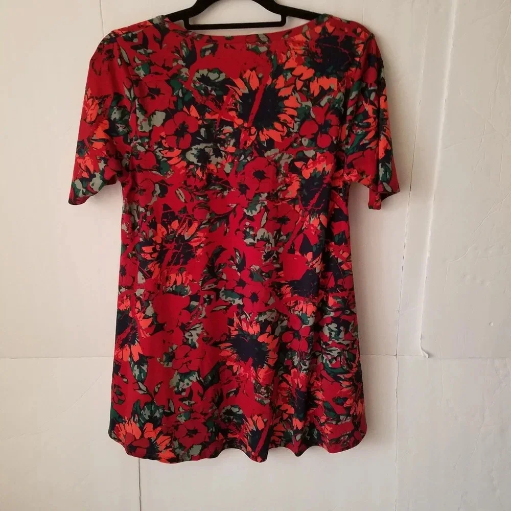 NWOT  LULAROE Tunic tshirt  floral print Size XXS - Picture 4 of 9